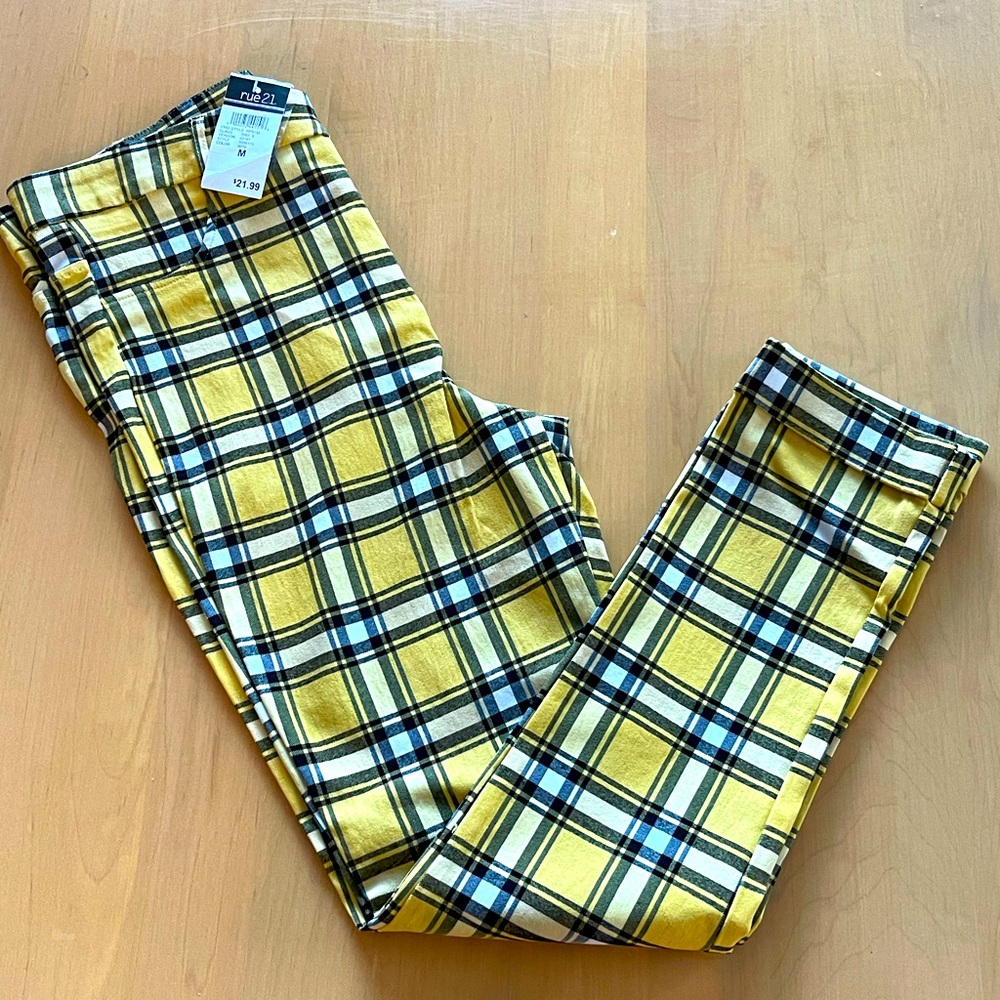 NWT - RUE21 SKINNY SLACKS